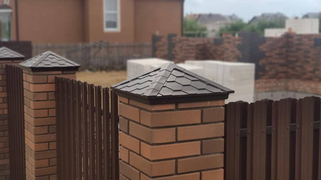 Колпак Zking Эверест Коричневый на столб 1.5х1.5 кирпича (390х390мм) в Новочебоксарске фото