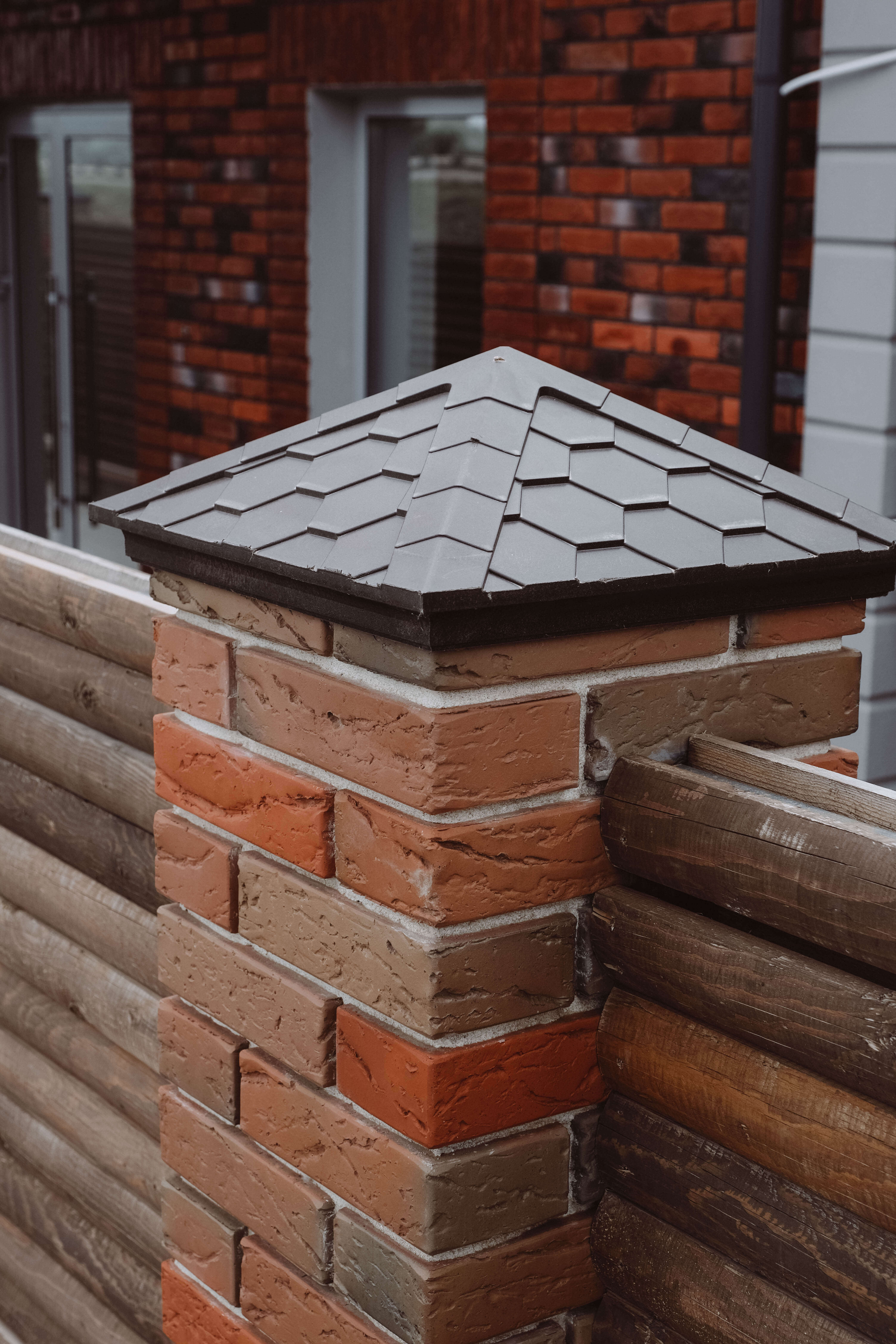 Колпак Zking Эверест Коричневый на столб 1.5х1.5 кирпича (390х390мм) в Новочебоксарске фото